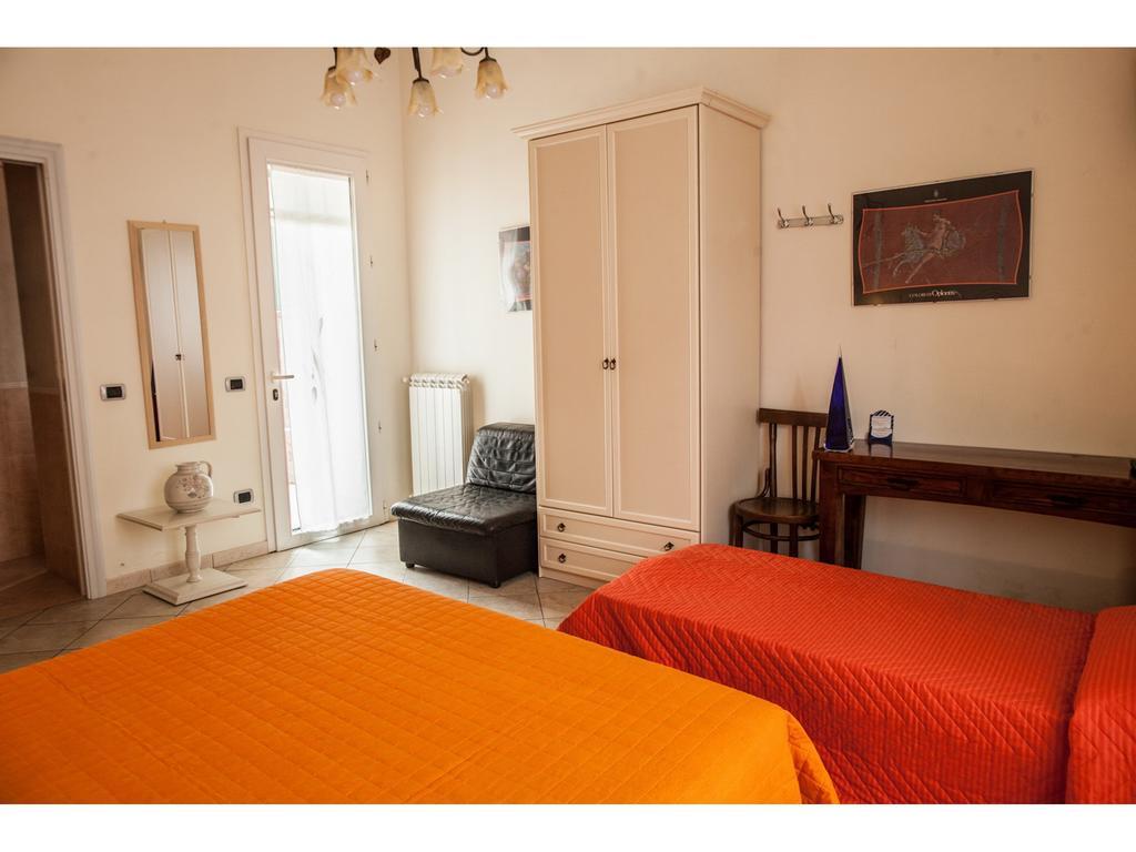 Casa Vacanze Il Gatto Rosso Trecase Rom bilde